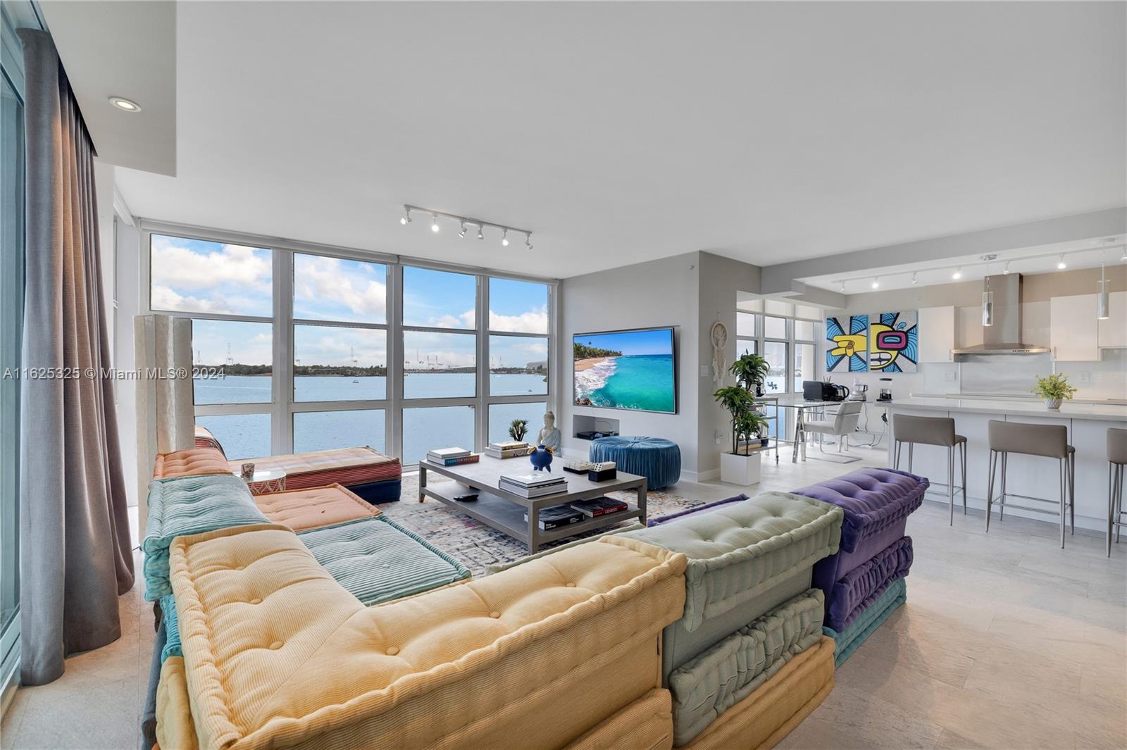 9 Island Ave # 508