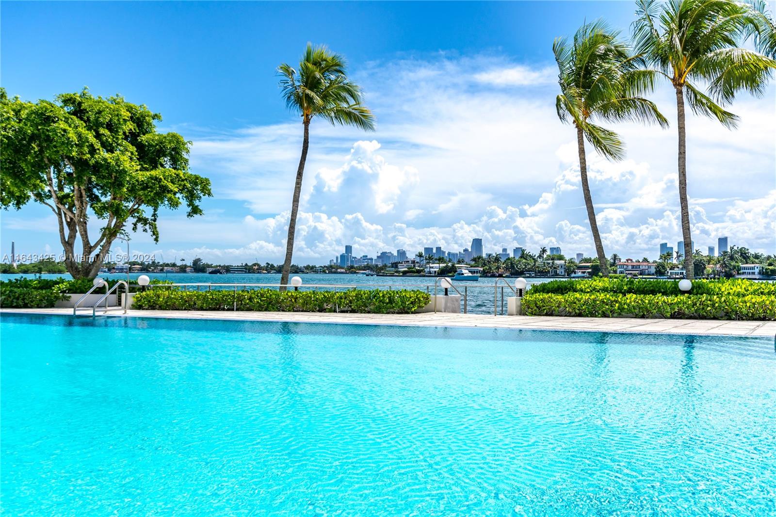 3 Island Ave # 14J