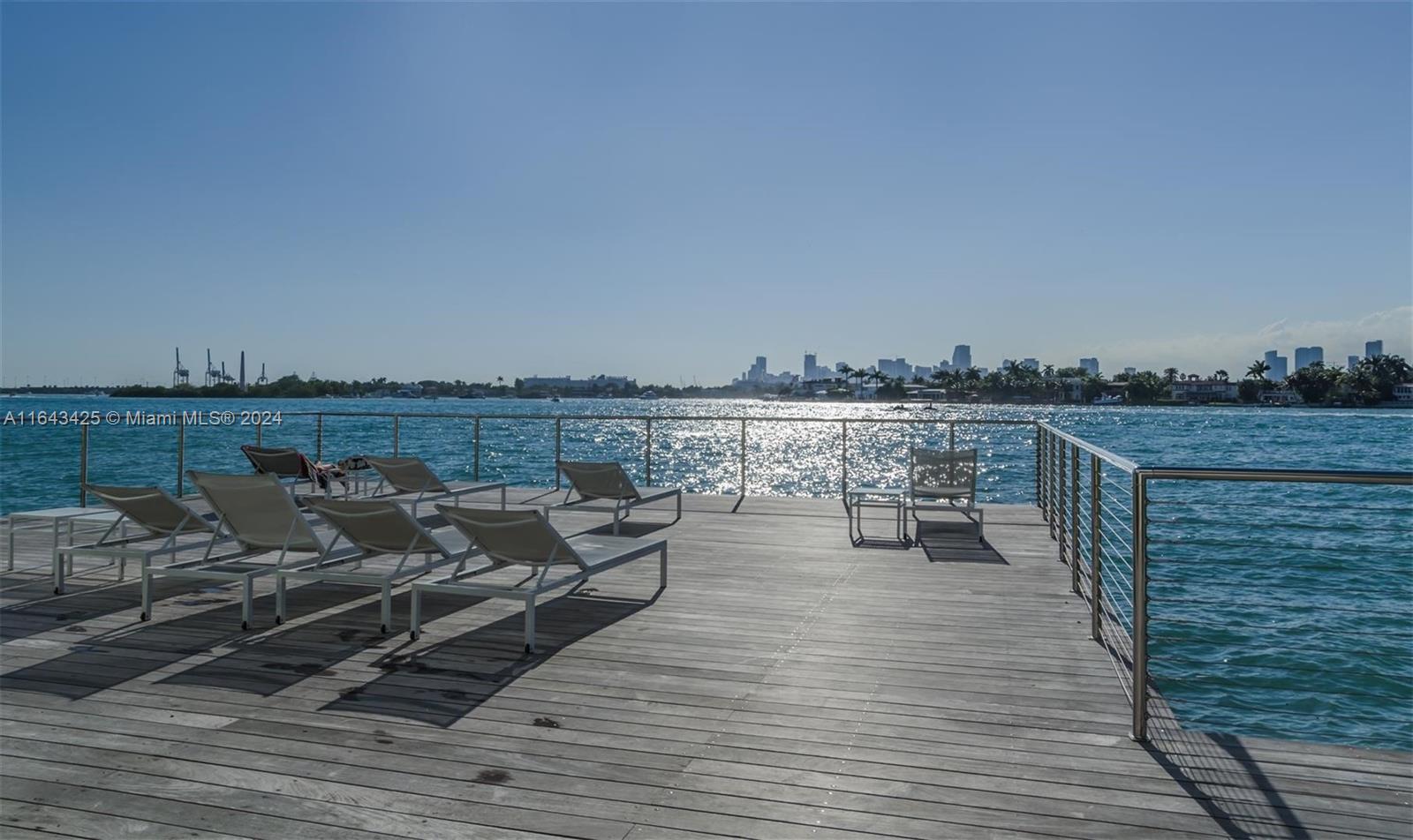 3 Island Ave # 14J