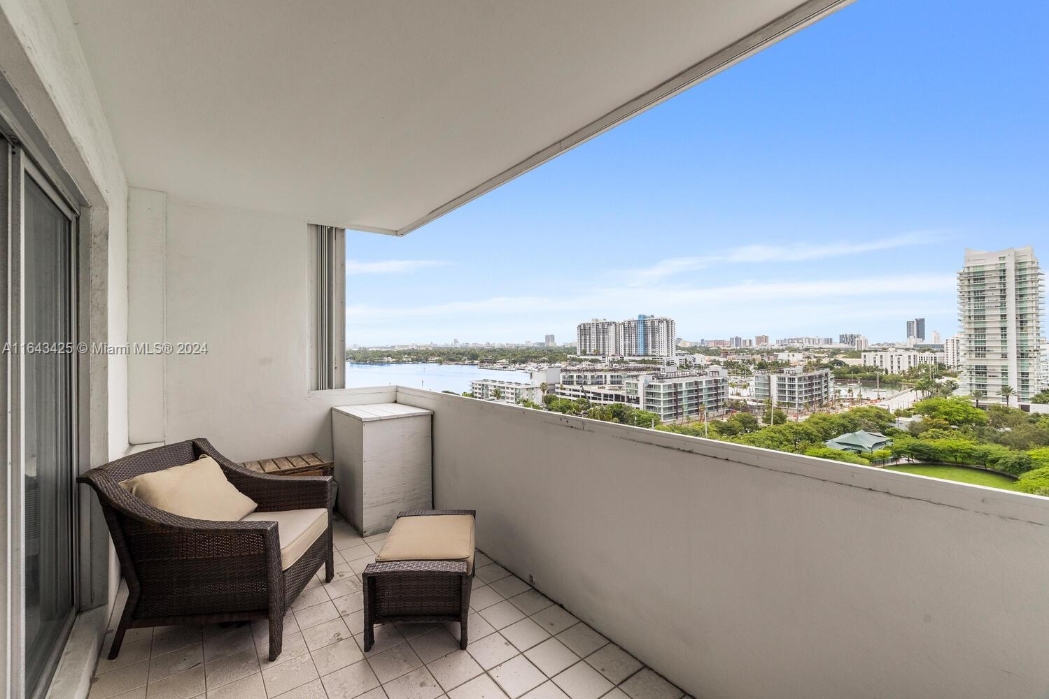 3 Island Ave # 14J