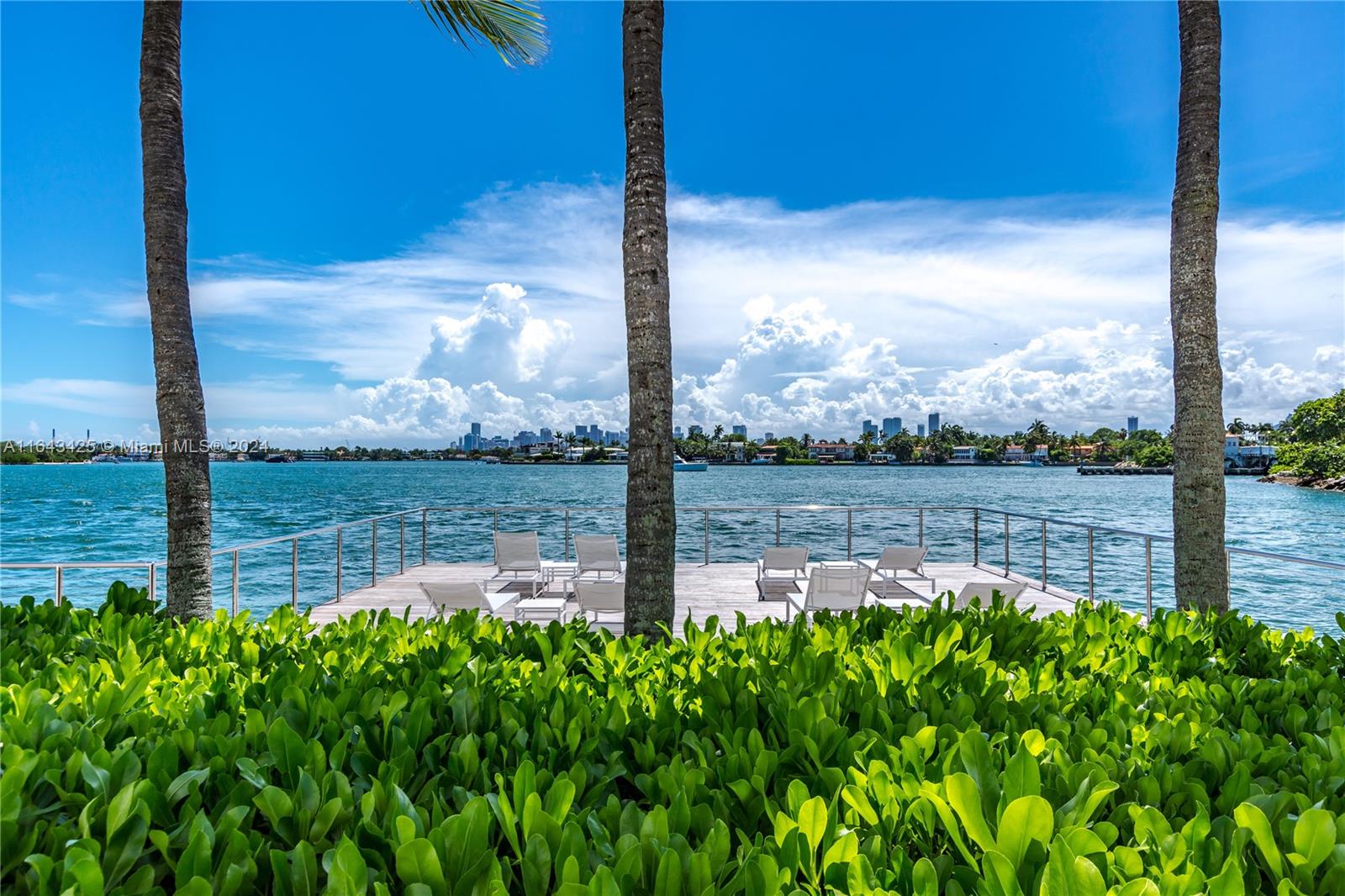3 Island Ave # 14J