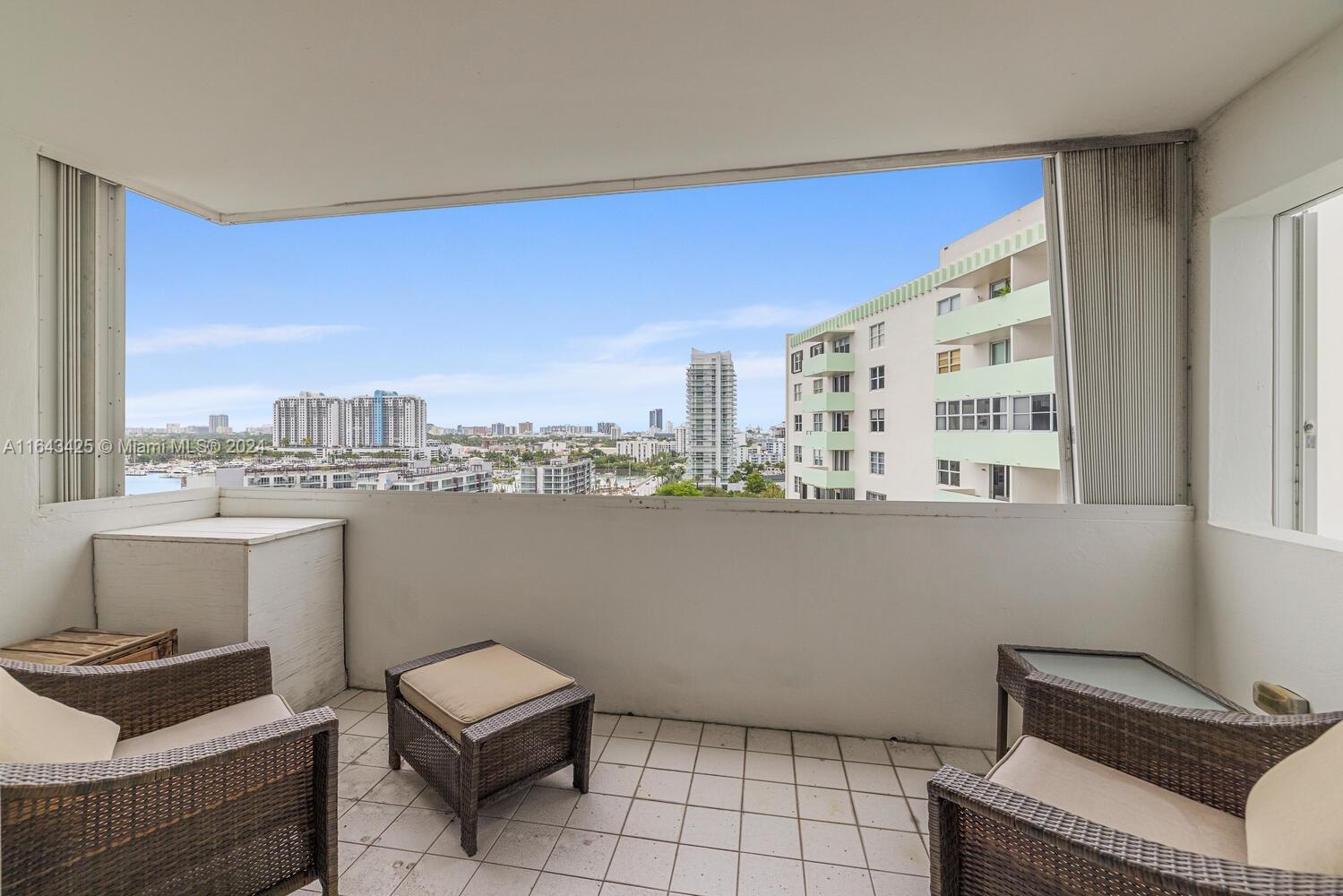 3 Island Ave # 14J