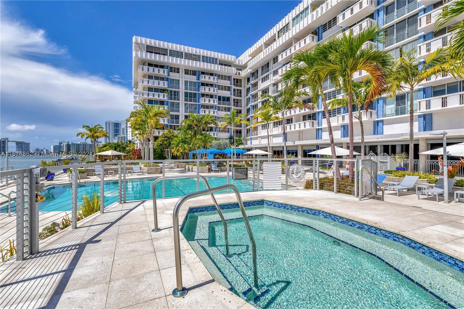800 West Ave # 519