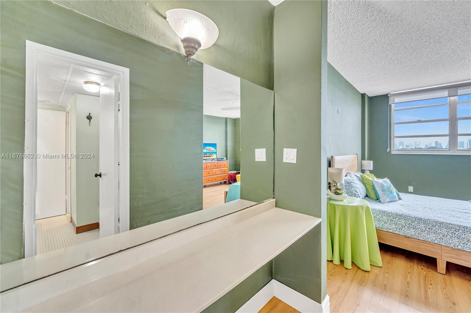 800 West Ave # 519