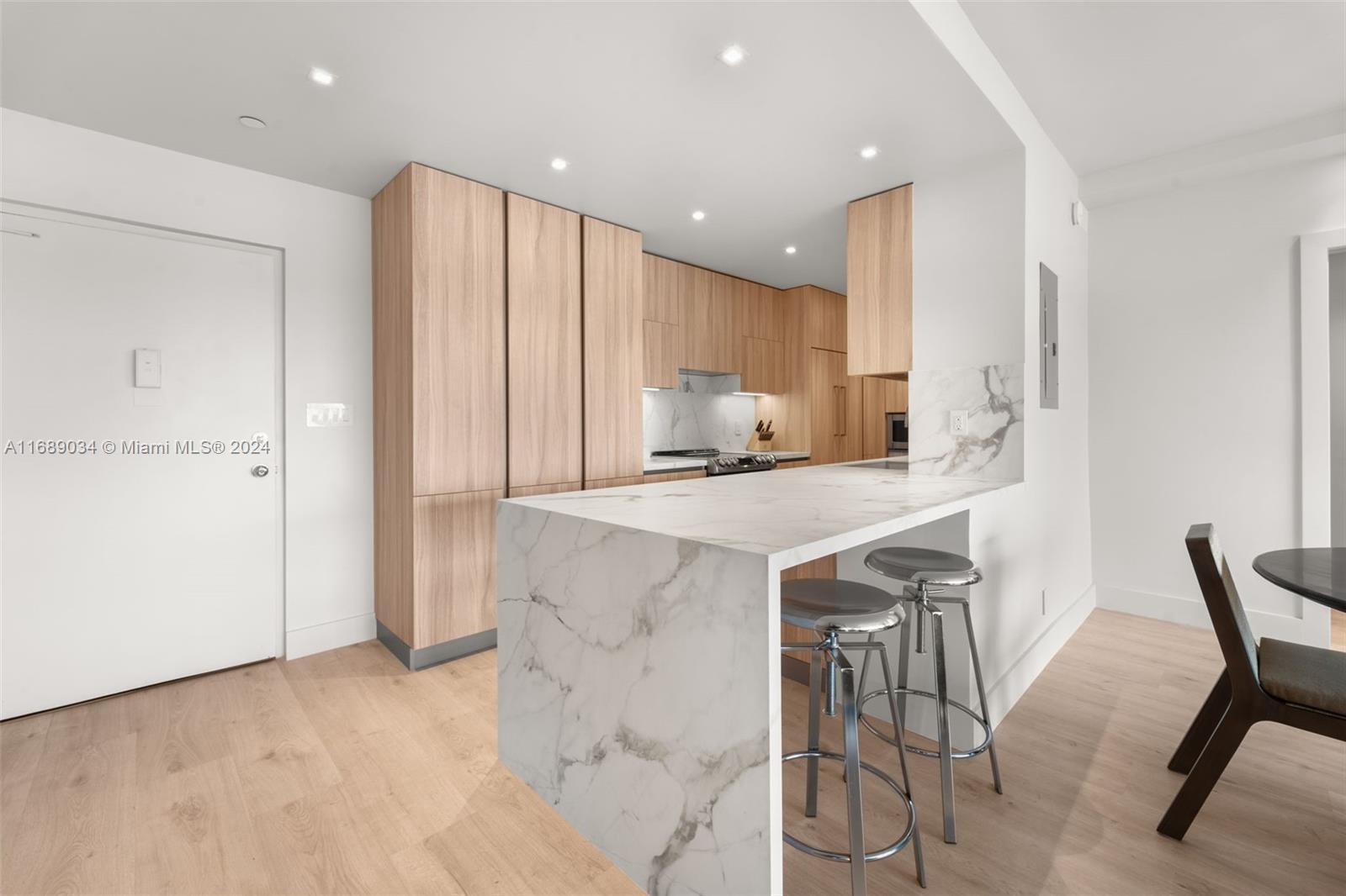 3 Island Ave # 5F