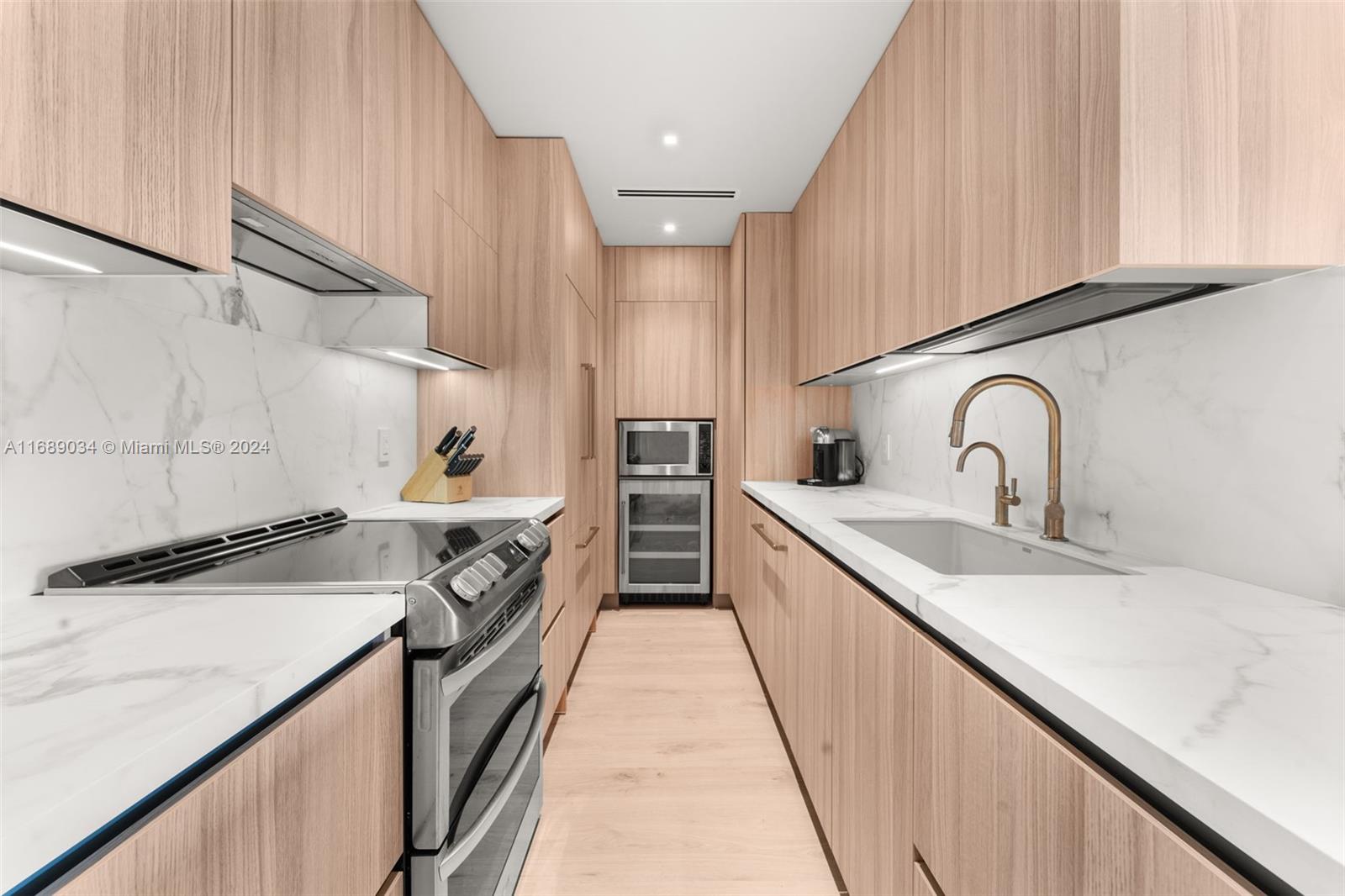 3 Island Ave # 5F