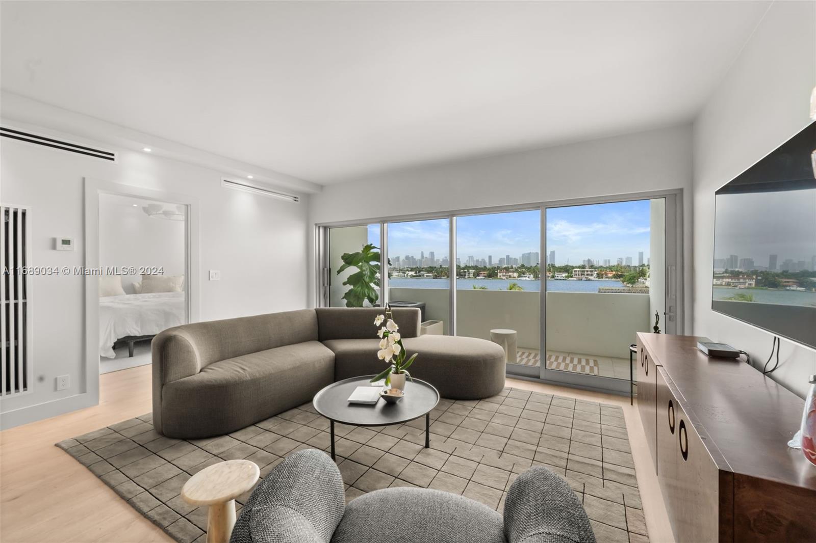 3 Island Ave # 5F
