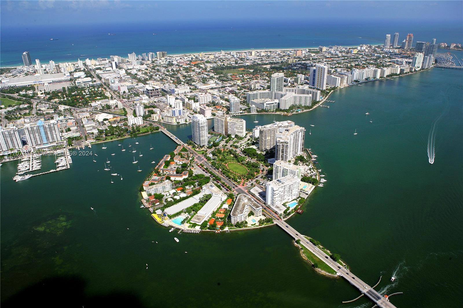 3 Island Ave # 06G