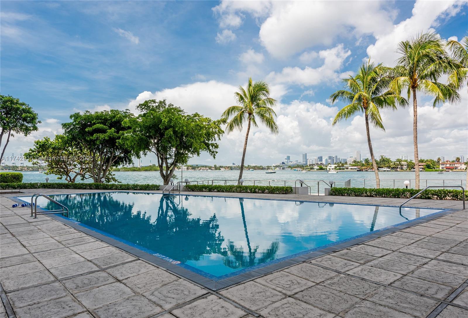 3 Island Ave # 12C