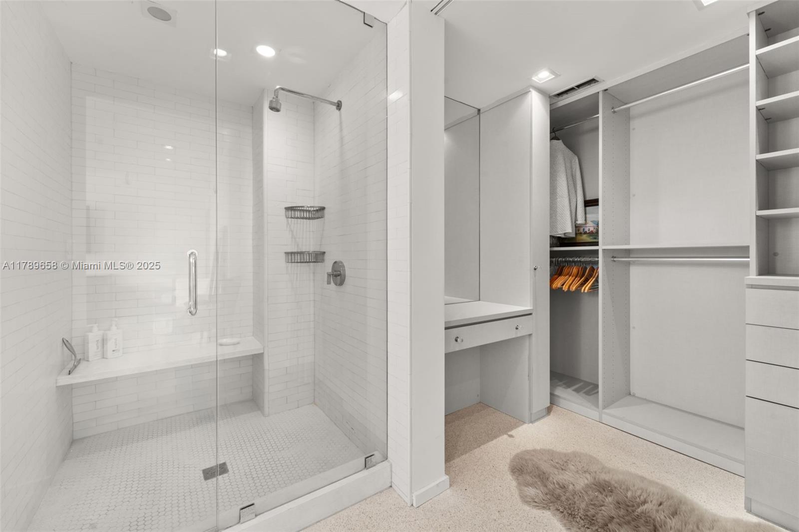 16 Island Ave # 8F