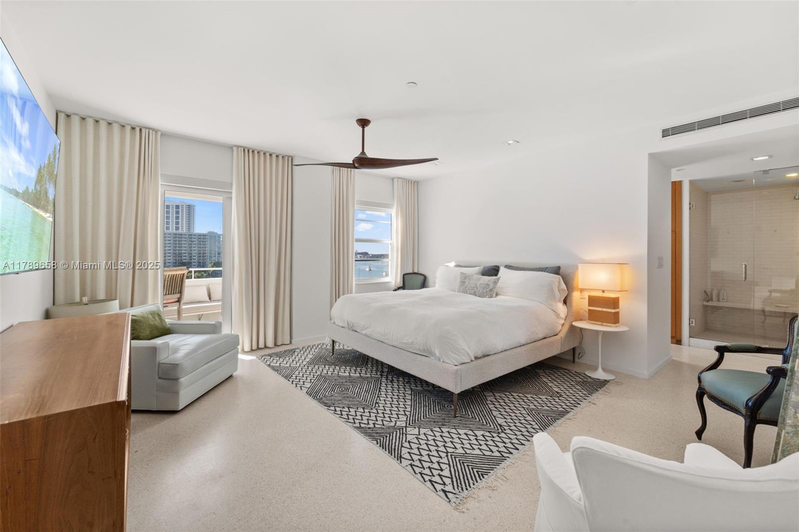 16 Island Ave # 8F