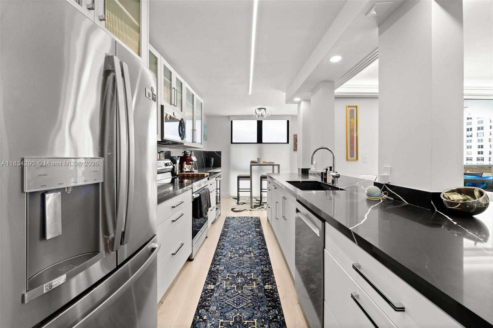 9 Island Ave # 406