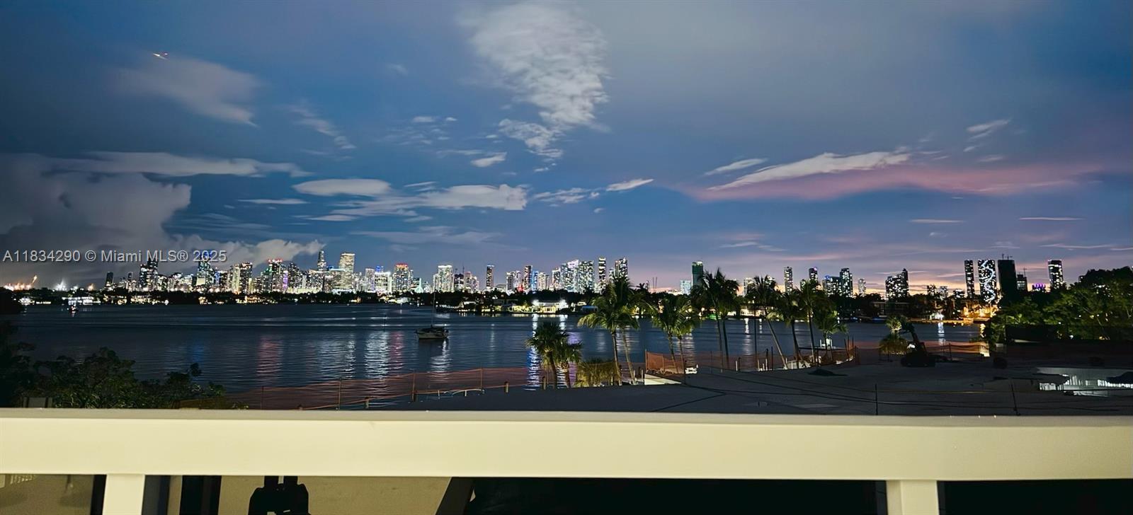 9 Island Ave # 406