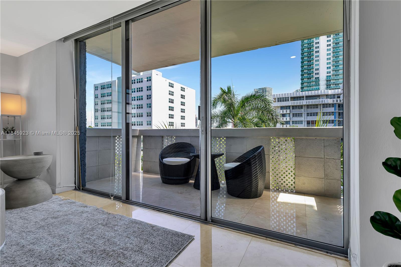 800 West Ave # 635