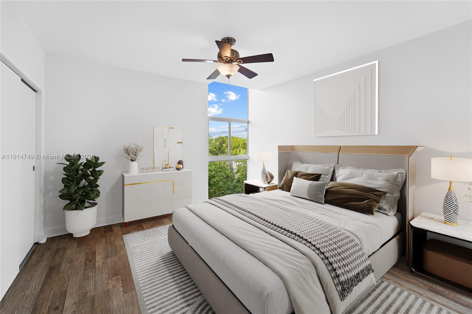 8041 Harding Ave # 105