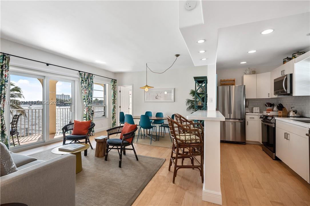 341 N Birch Rd # 209