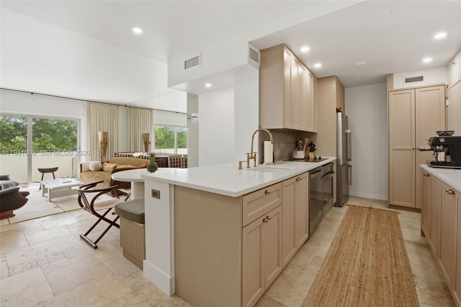 3 Island Ave # 06K