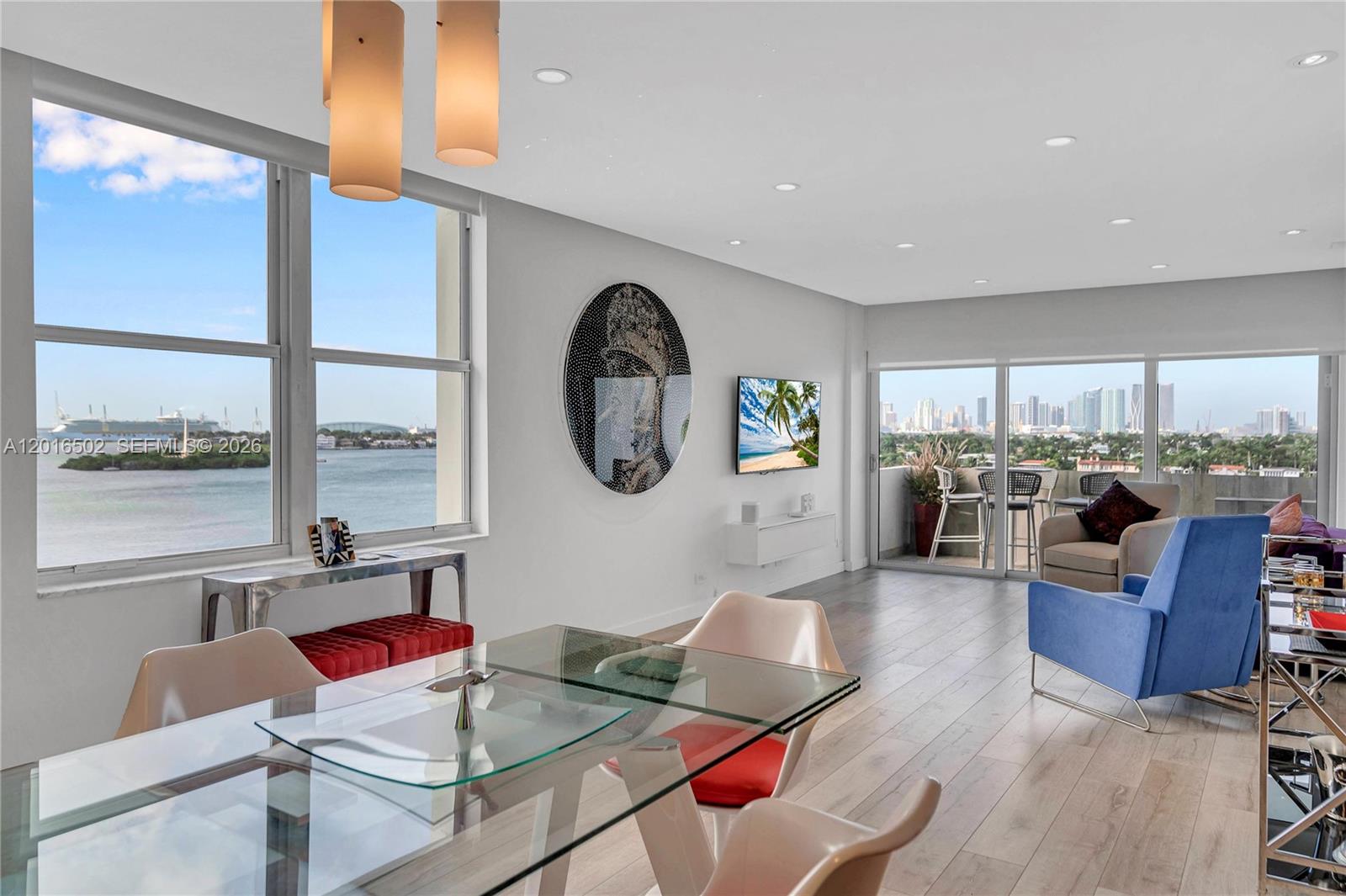 3 Island Ave # 08I