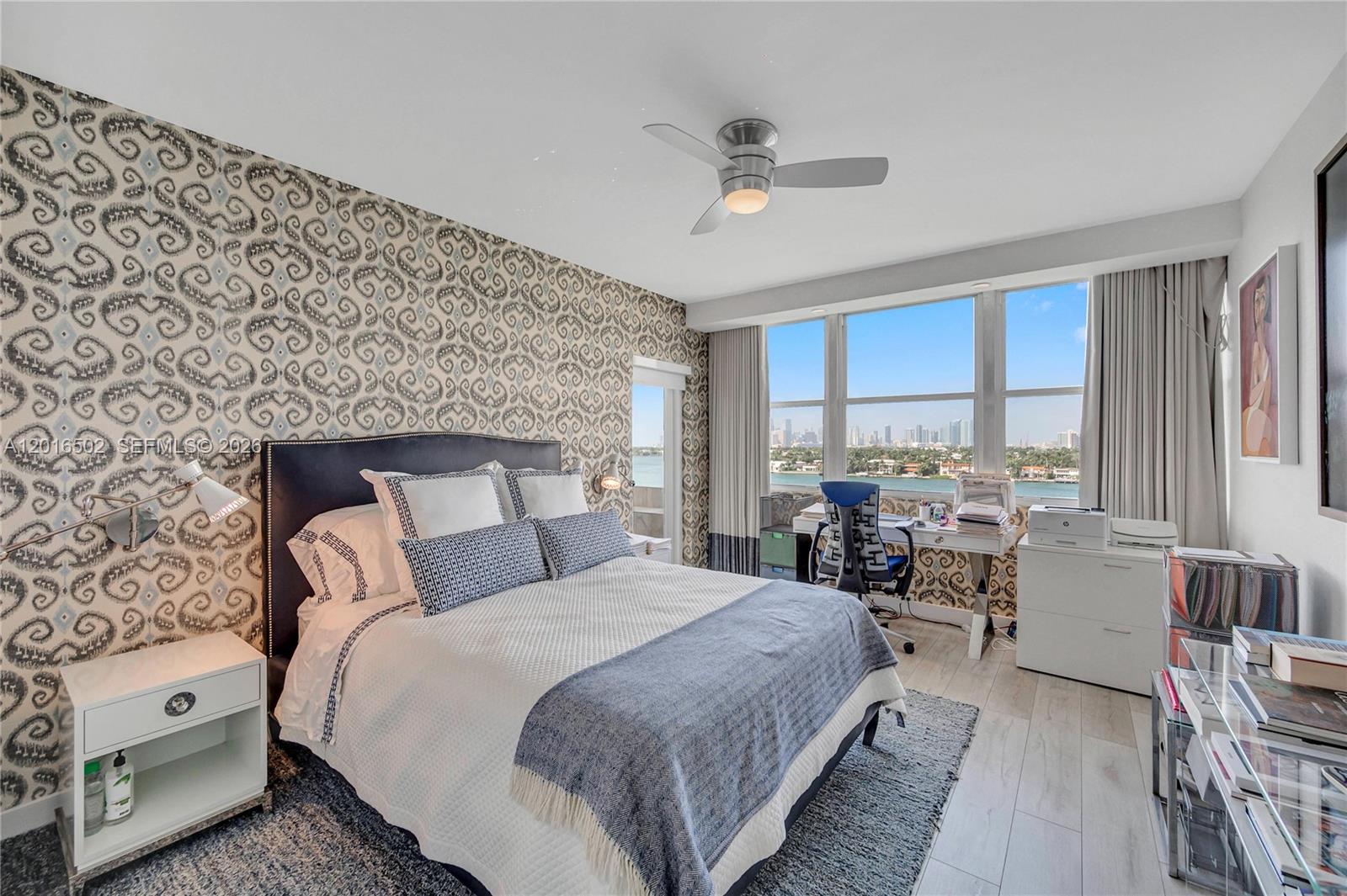 3 Island Ave # 08I