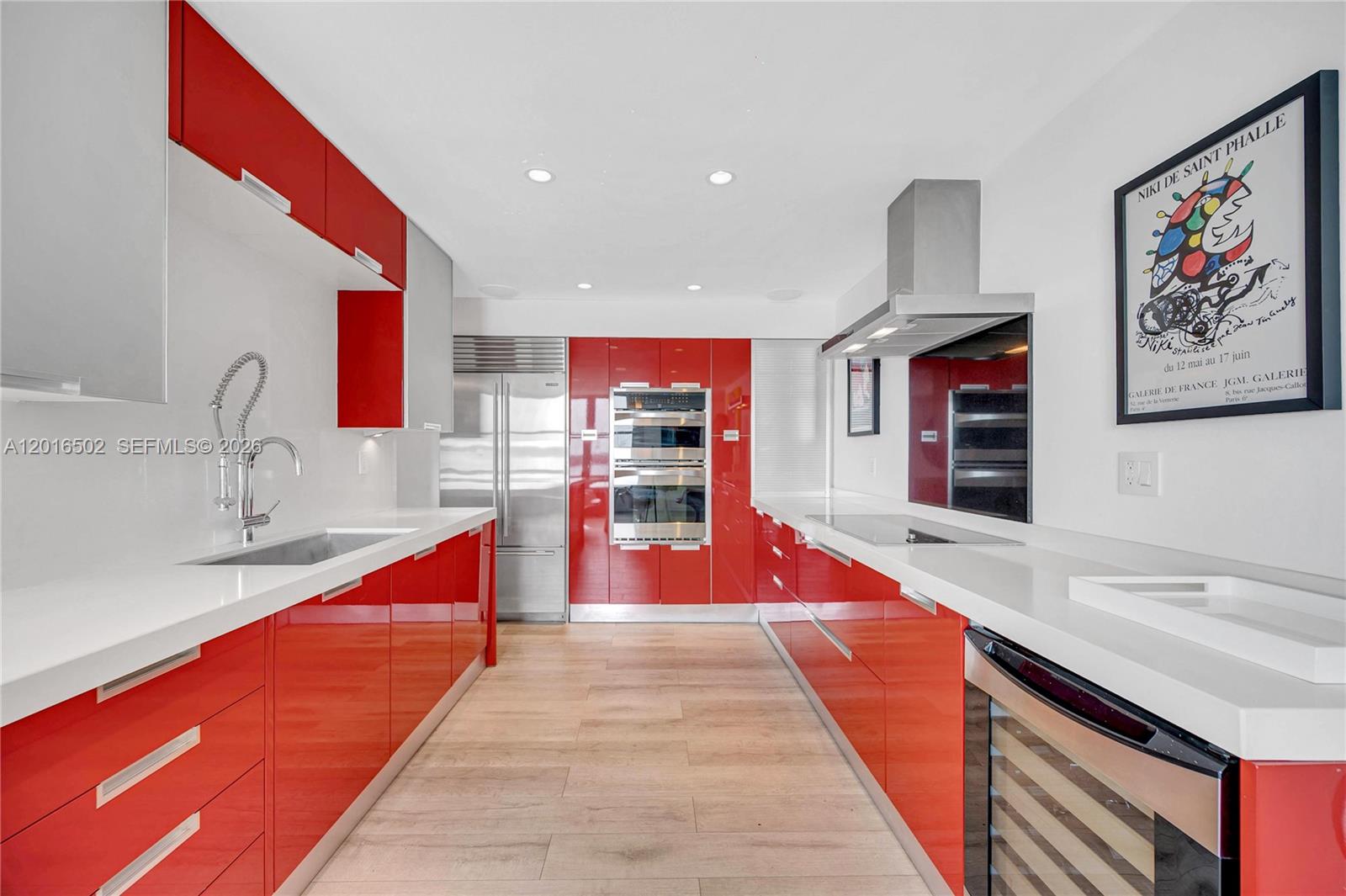 3 Island Ave # 08I