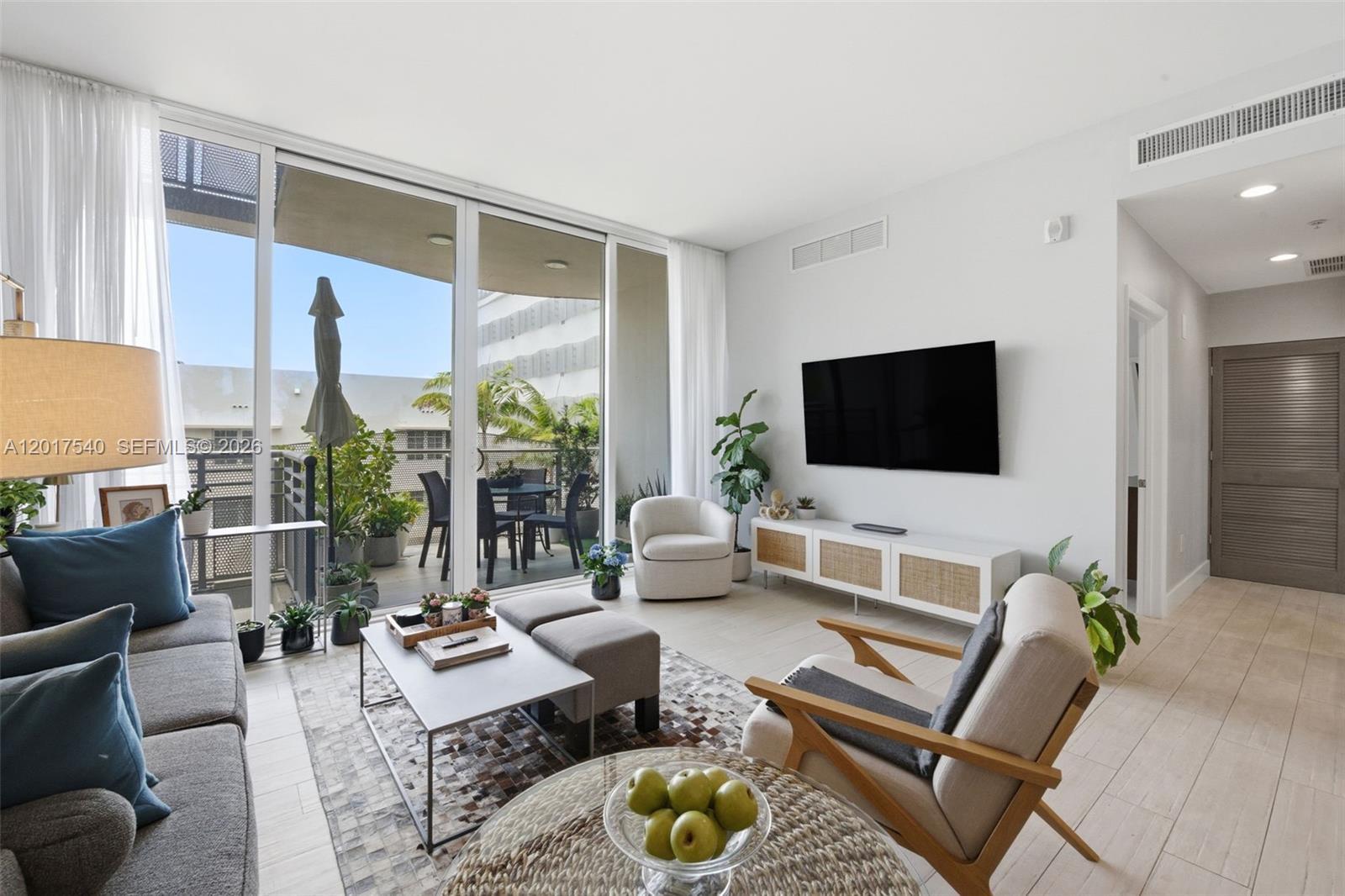 2100 Park Ave # 302