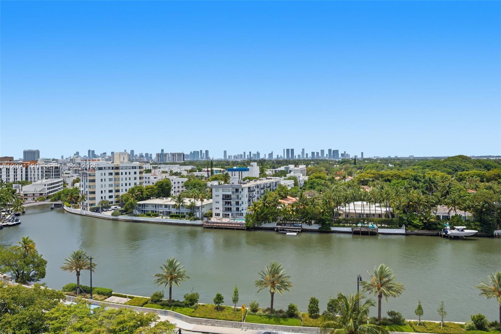 2555 Collins Ave # 1106