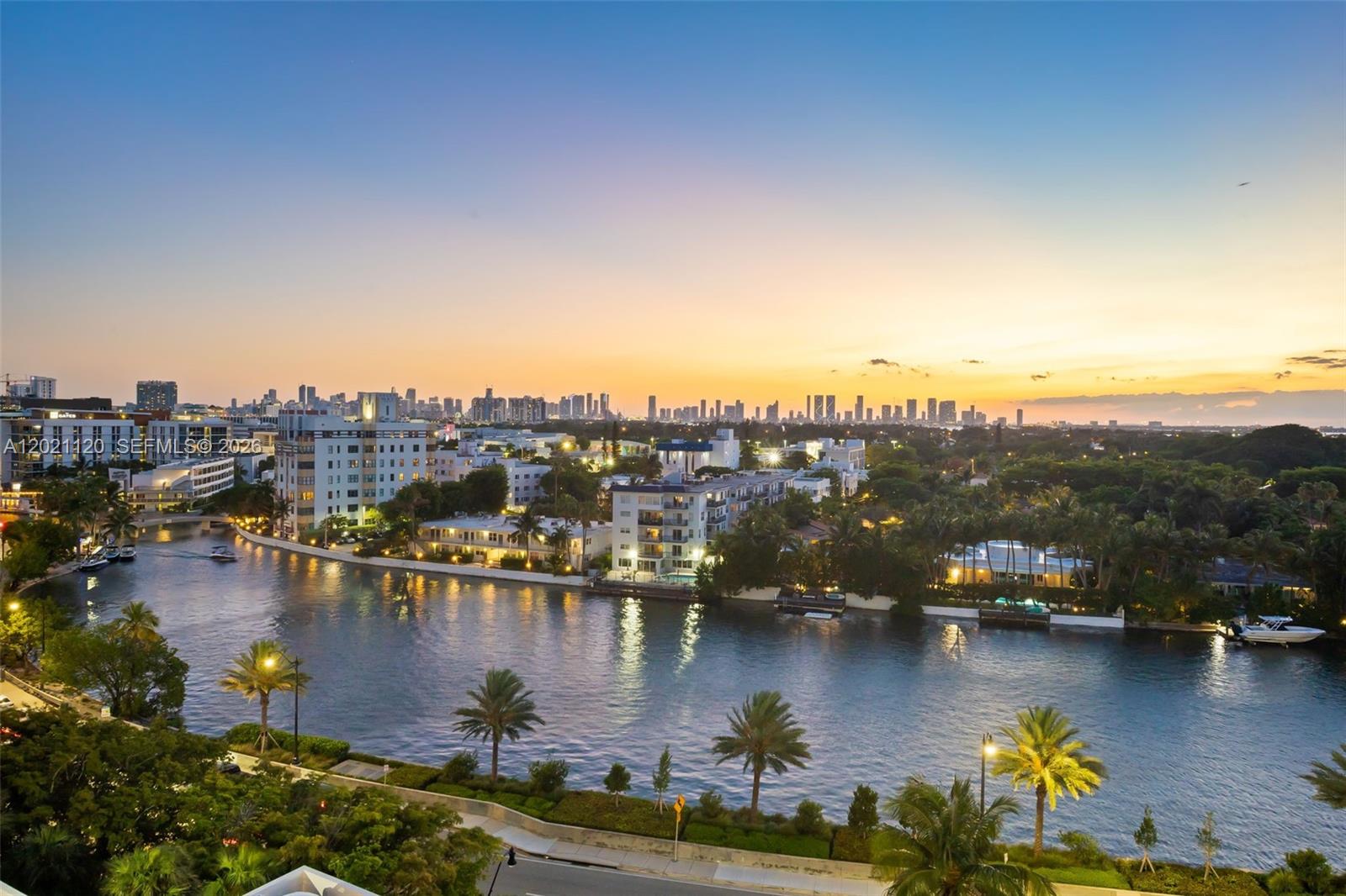 2555 Collins Ave # 1106