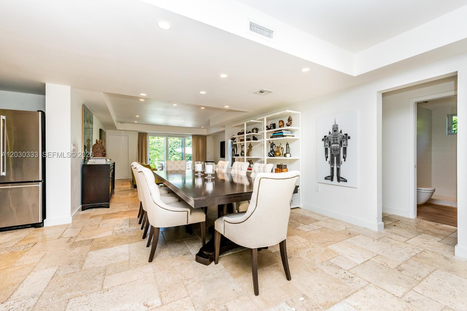 575 W 50th St