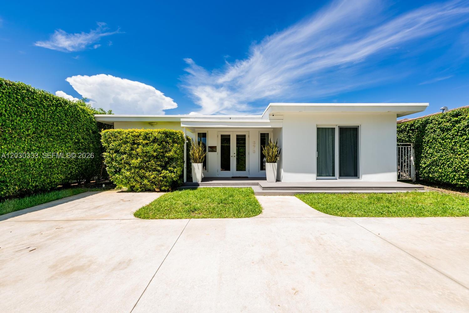 575 W 50th St