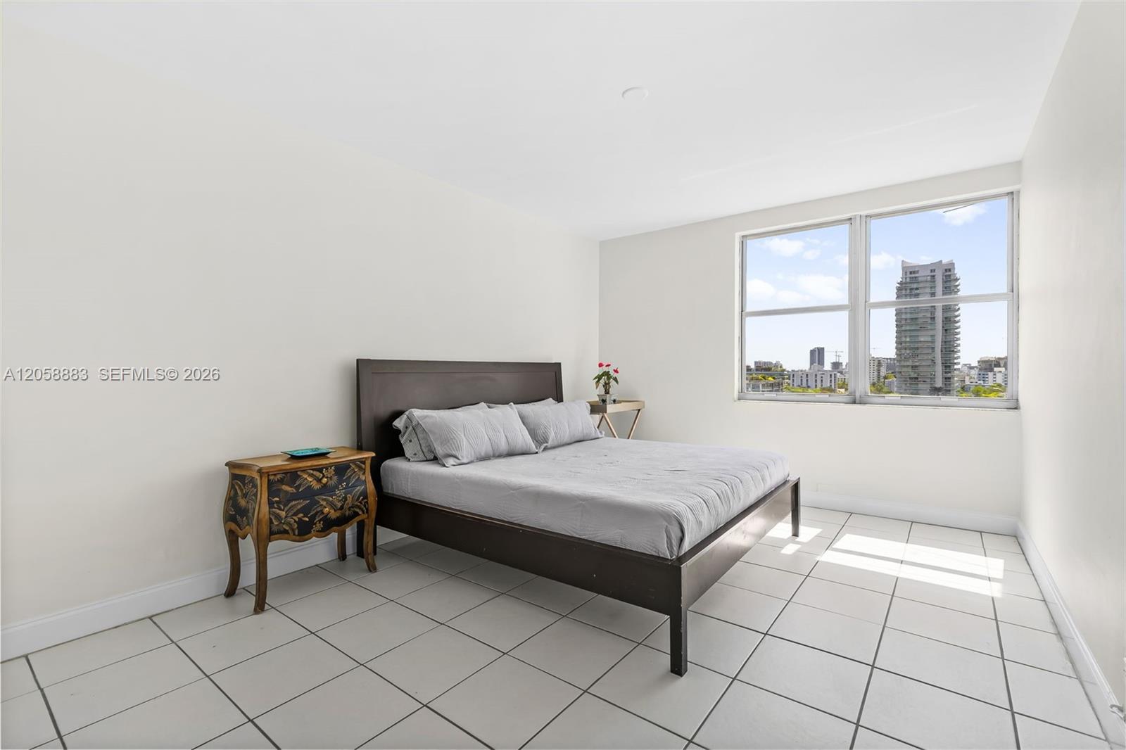 3 Island Ave # 09L