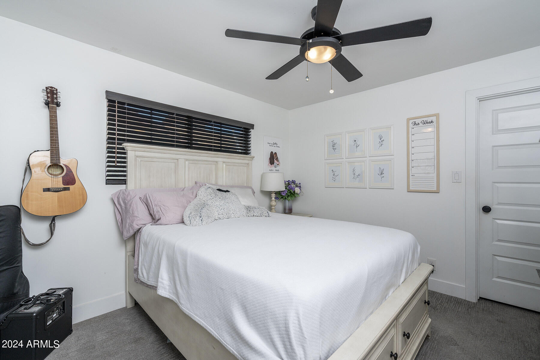 8725 E BONNIE ROSE Avenue