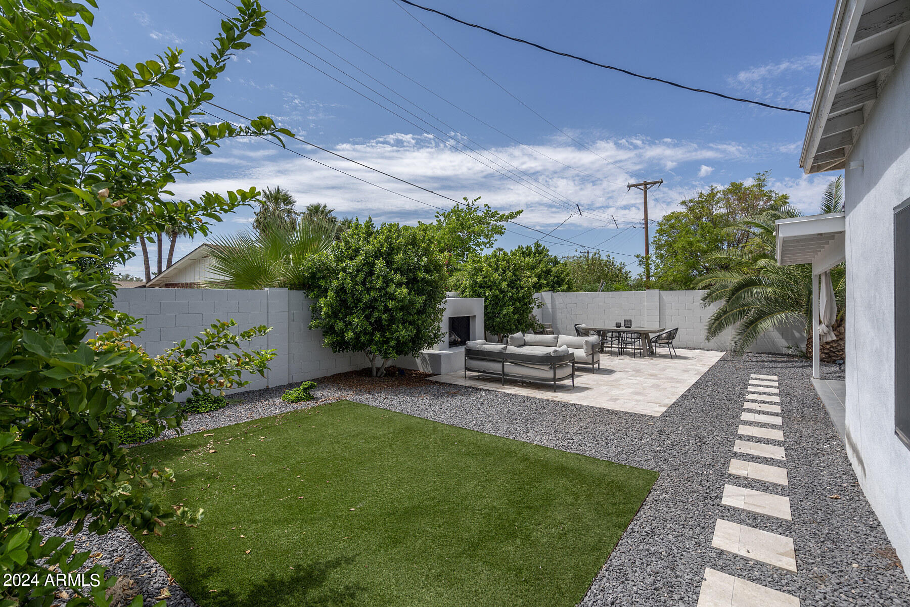 8725 E BONNIE ROSE Avenue