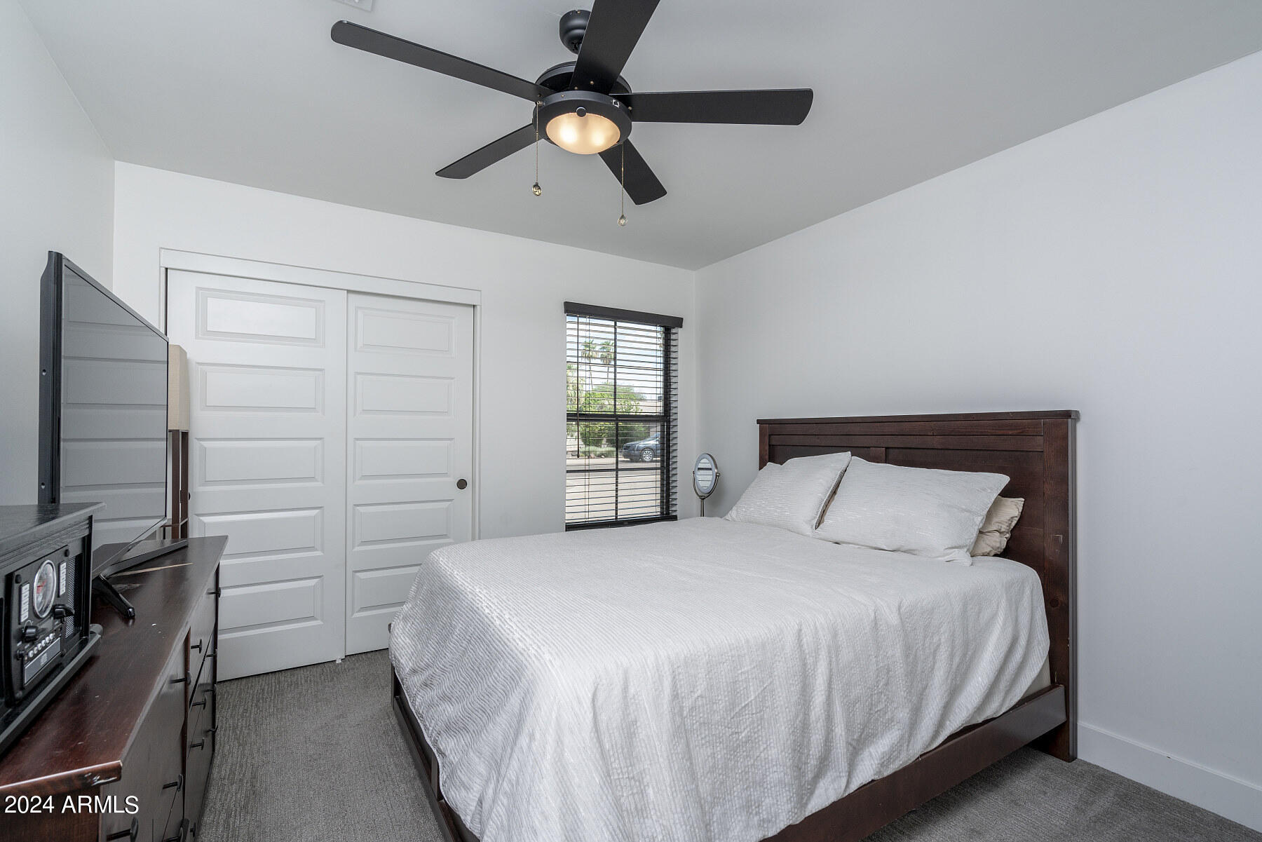 8725 E BONNIE ROSE Avenue