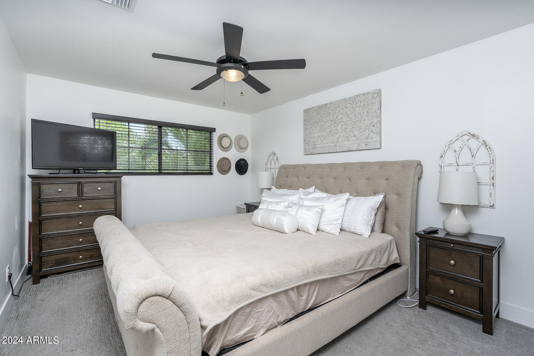 8725 E BONNIE ROSE Avenue