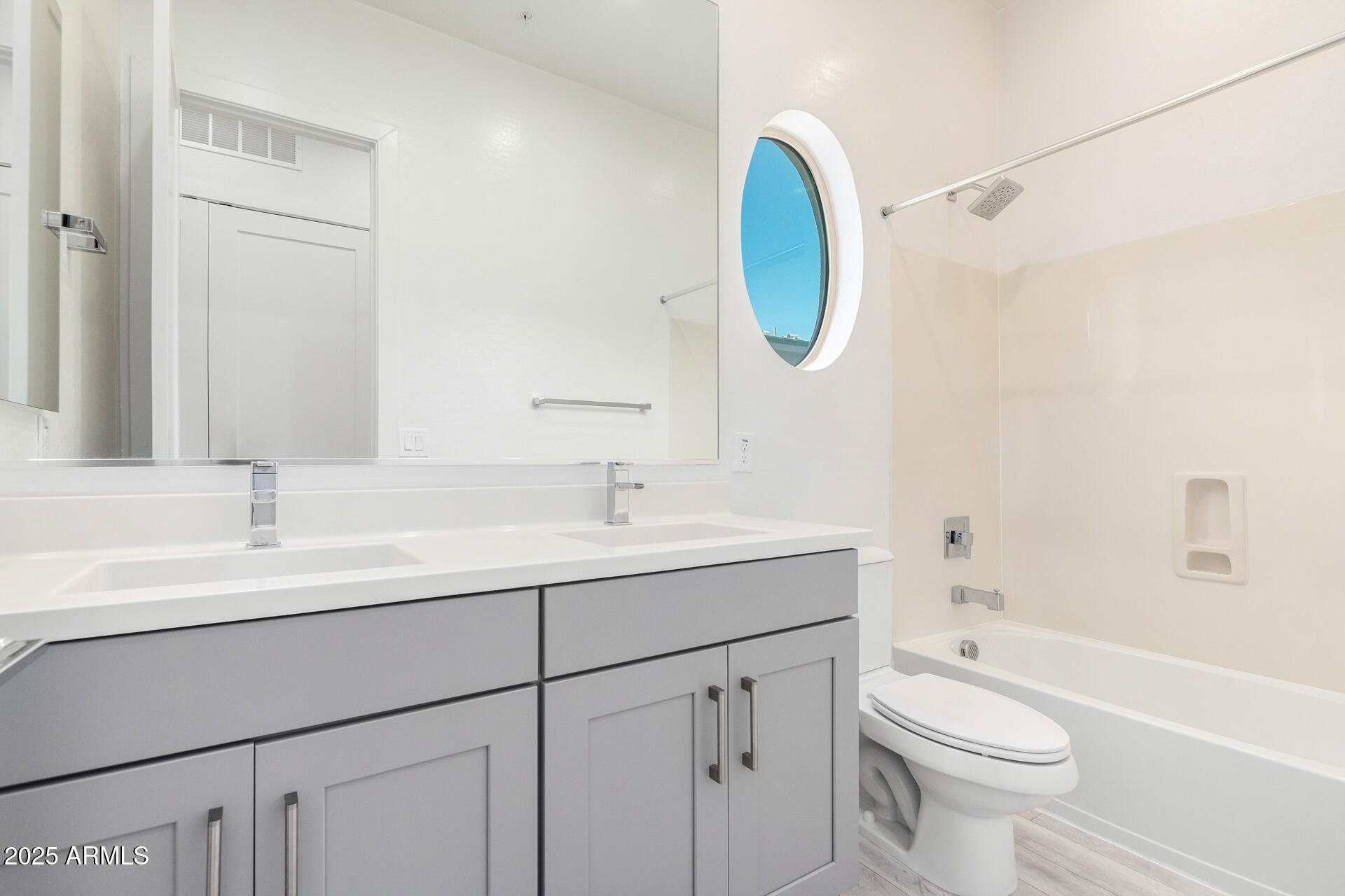 6565 E THOMAS Road # 1126