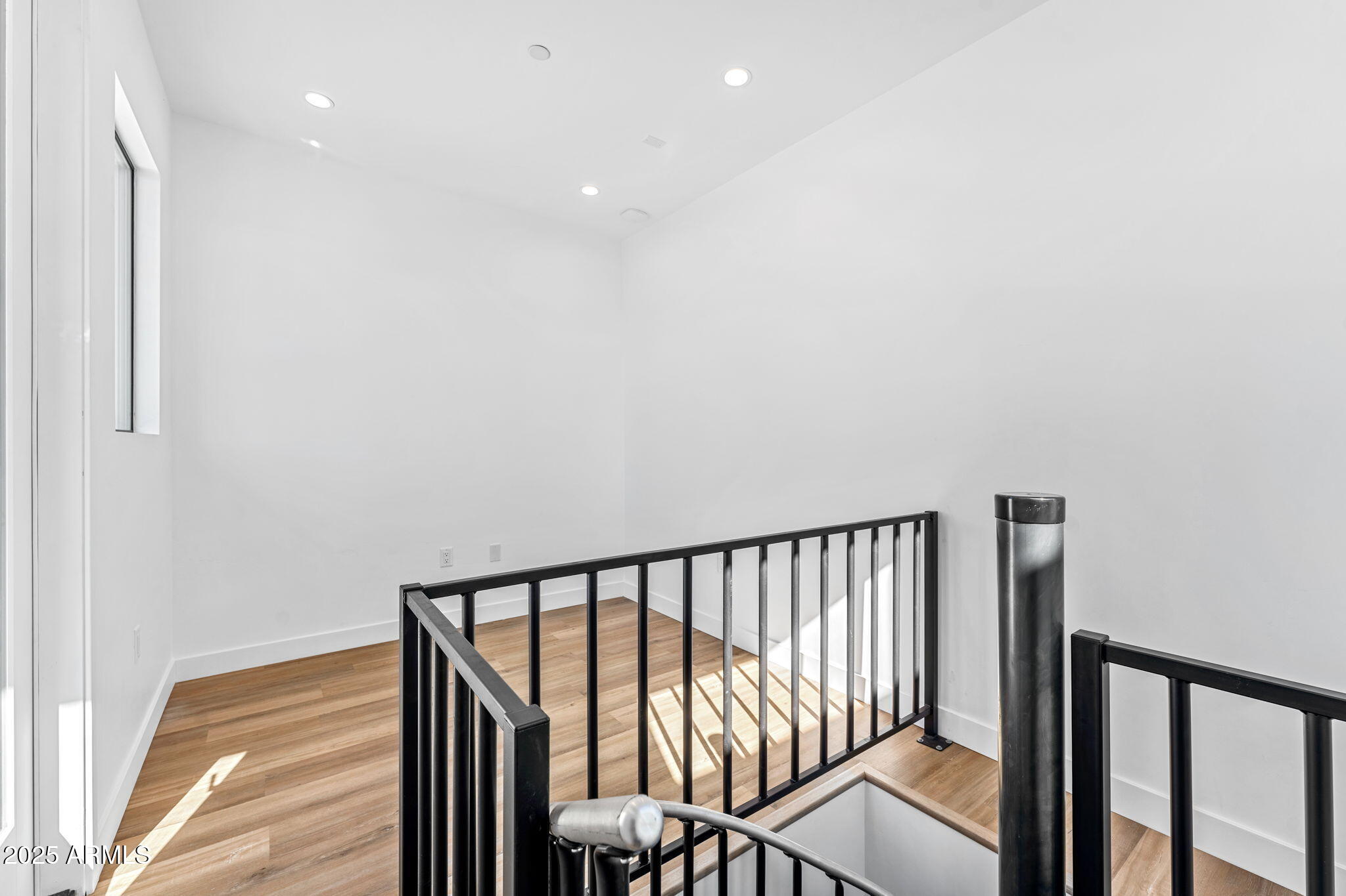 4220 N 32nd Street, 35