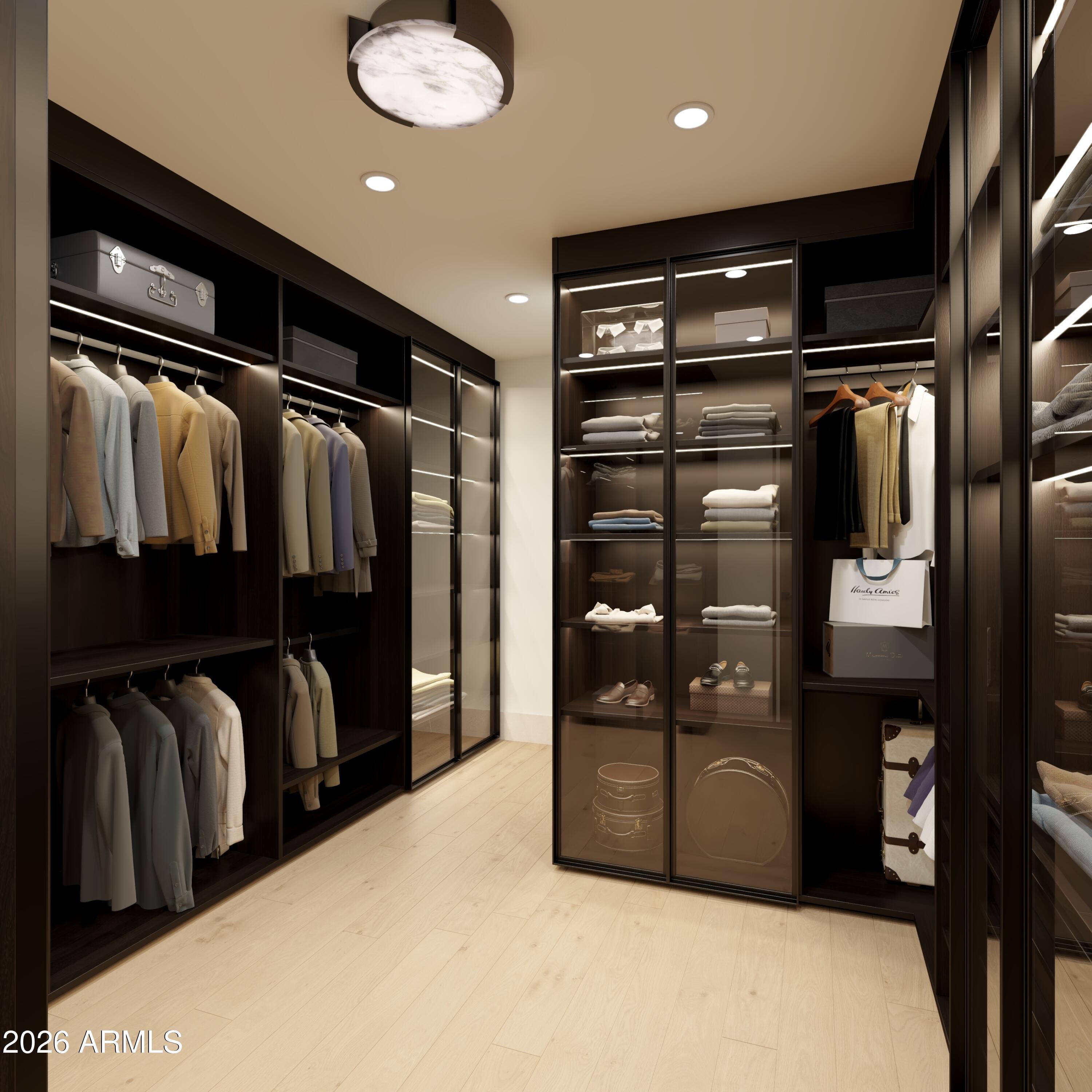 5009 E Roadrunner Road