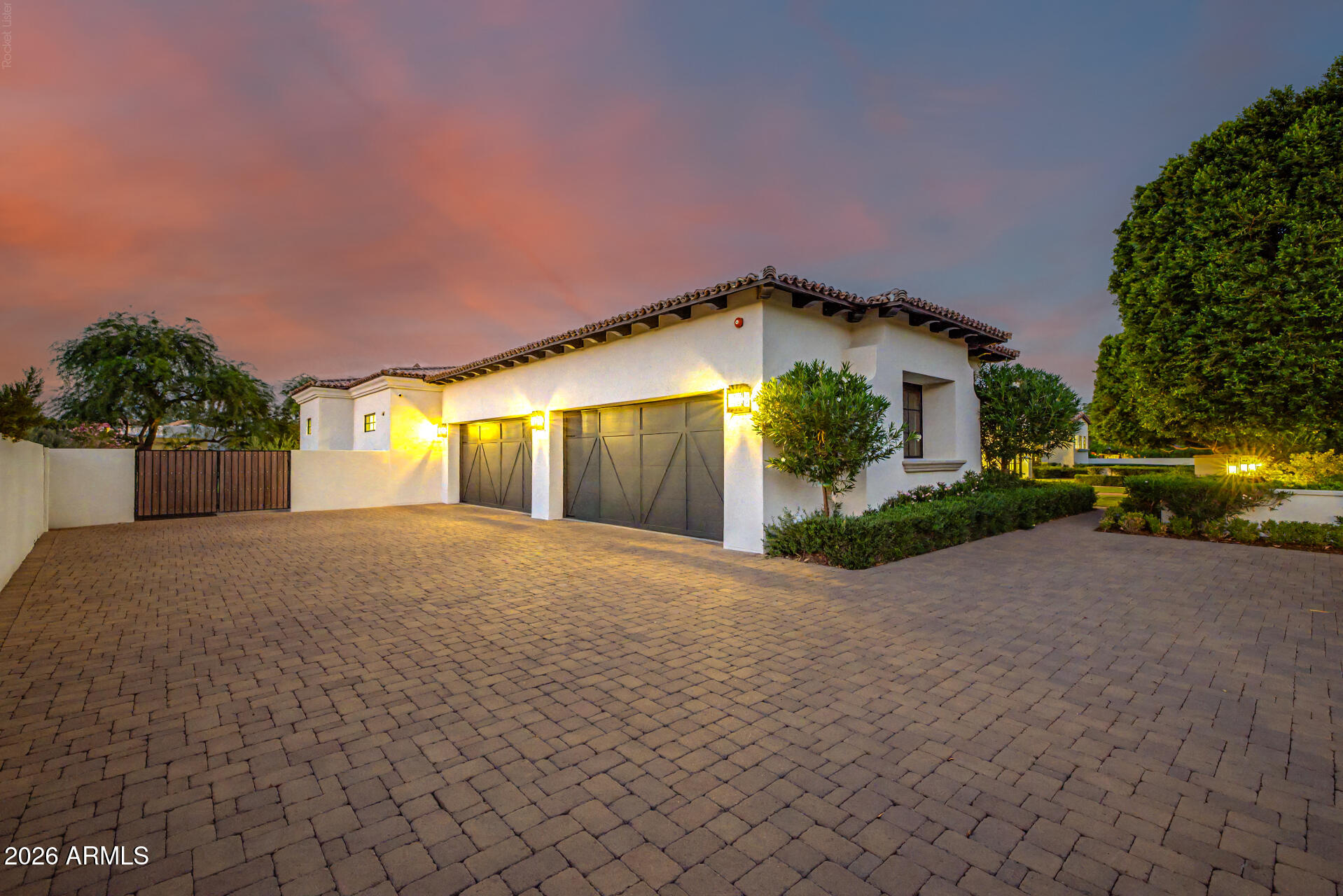 5022 E ORCHID Lane