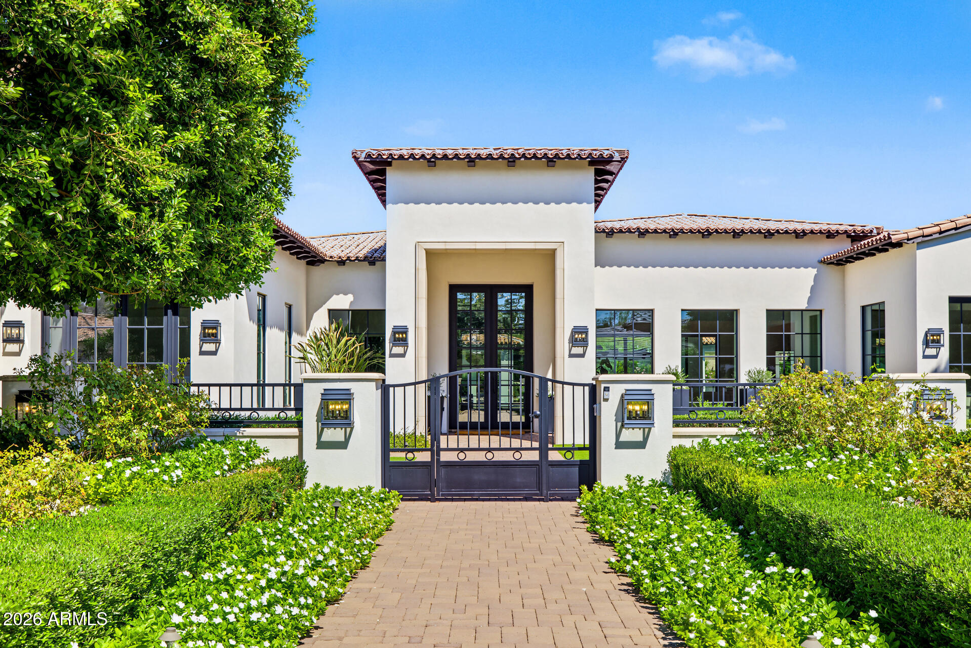 5022 E ORCHID Lane