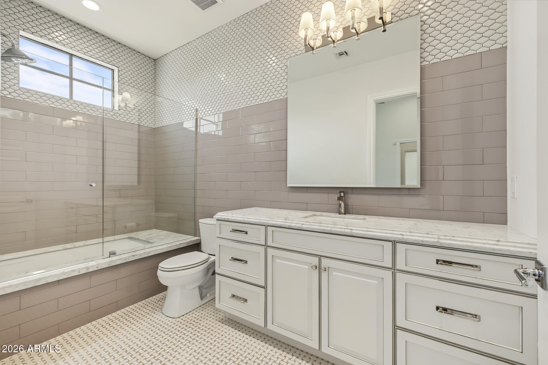5022 E ORCHID Lane