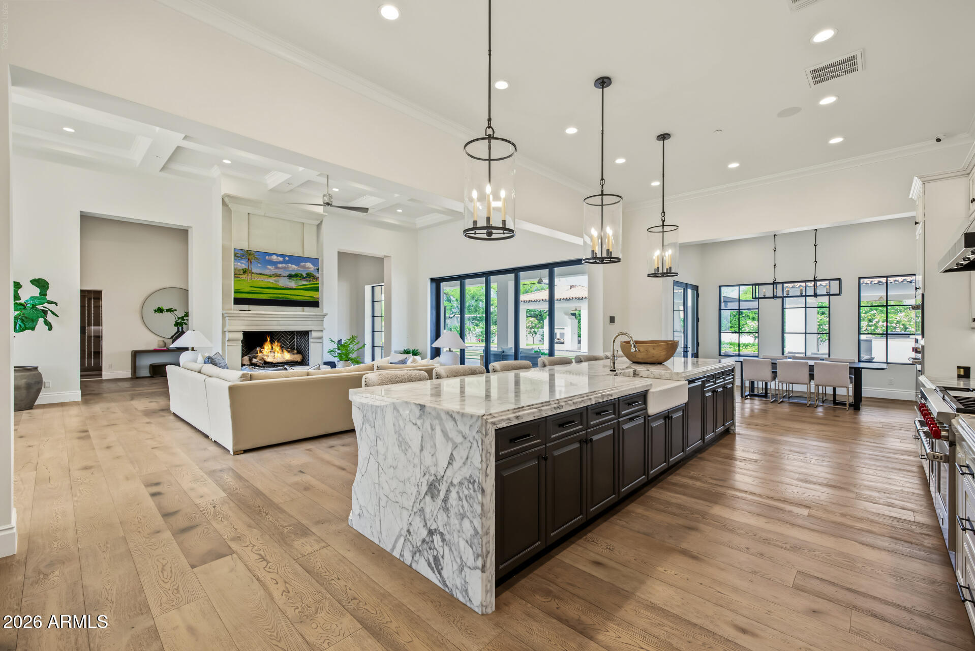5022 E ORCHID Lane