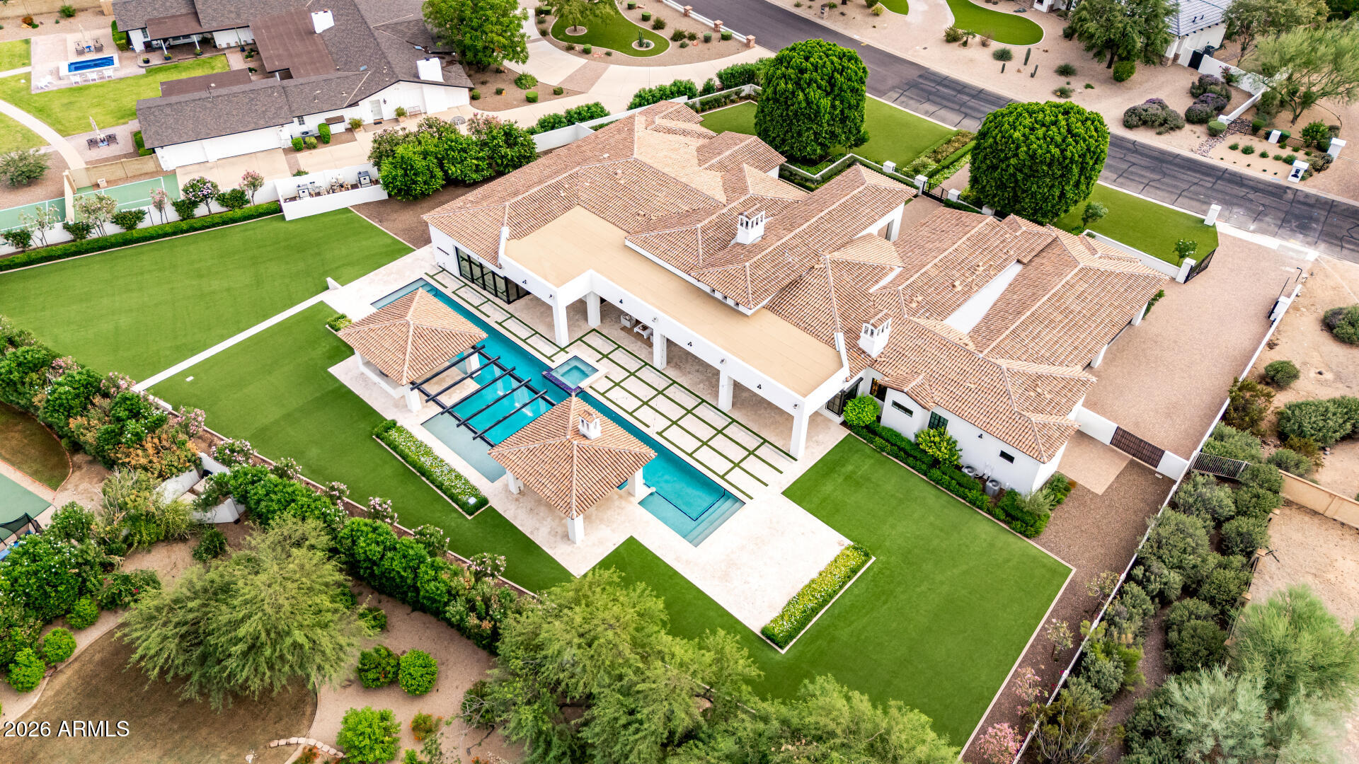 5022 E ORCHID Lane