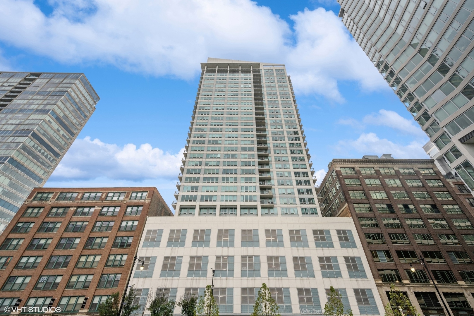 701 S Wells Street Unit: 1505