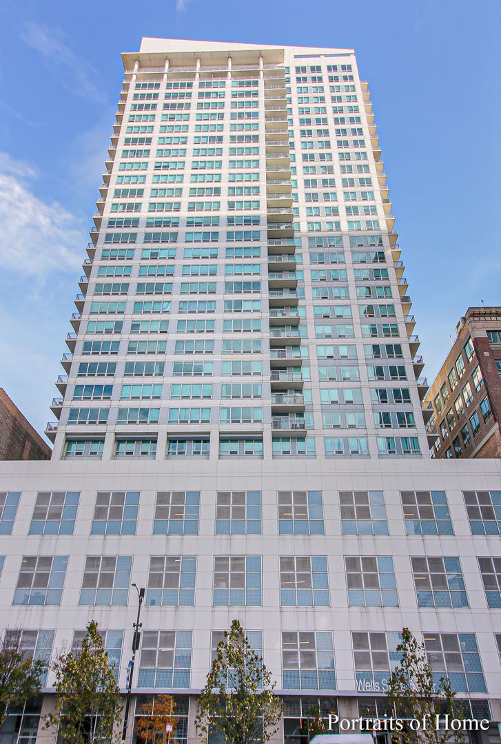 701 S Wells Street Unit: 1708