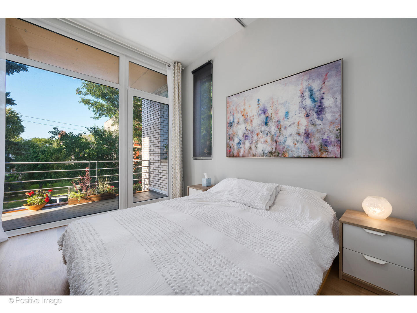 1427 W Erie Street Unit: 2