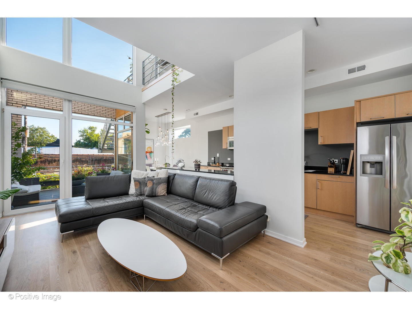 1427 W Erie Street Unit: 2