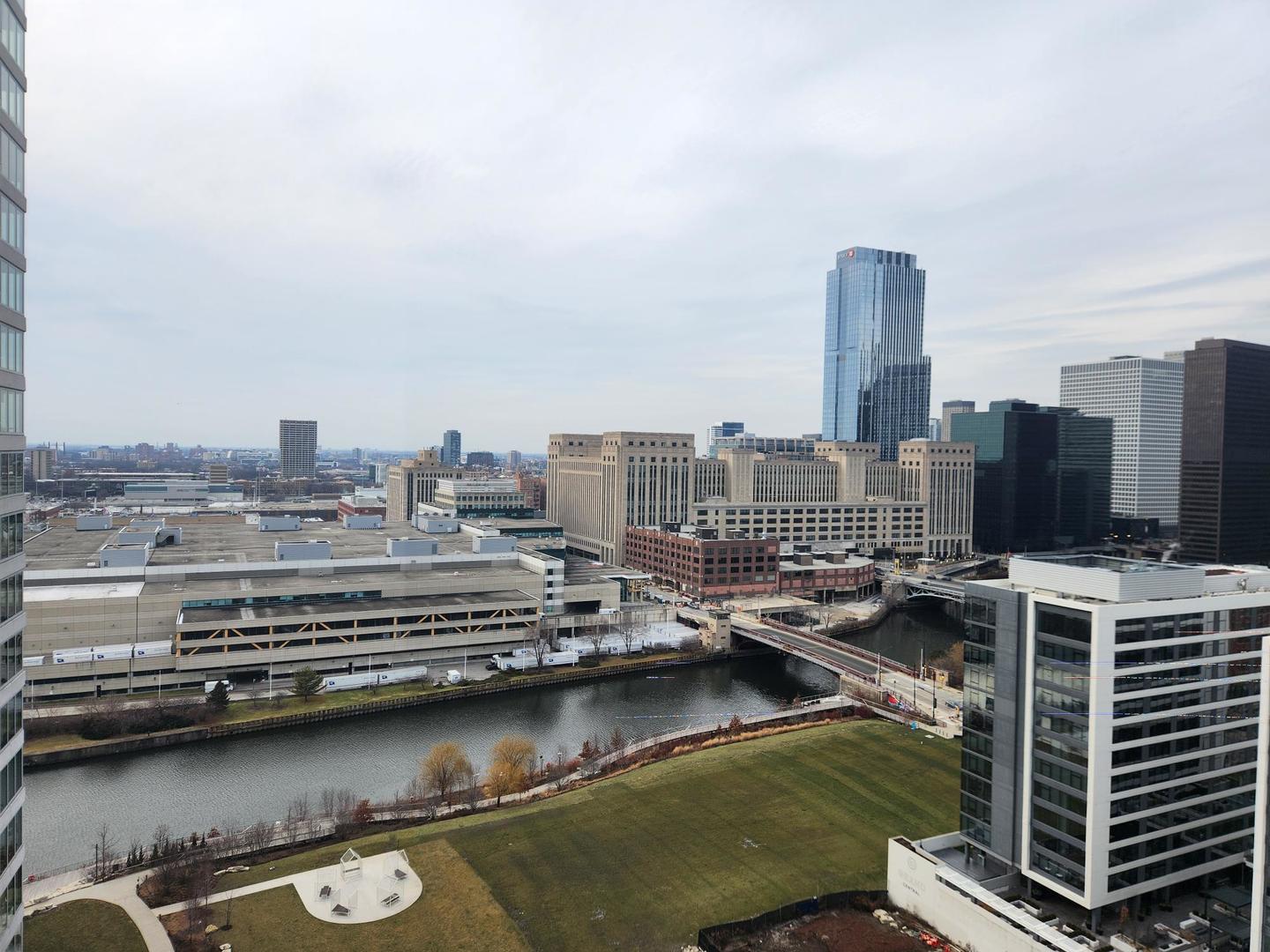 701 S Wells Street Unit: 2204