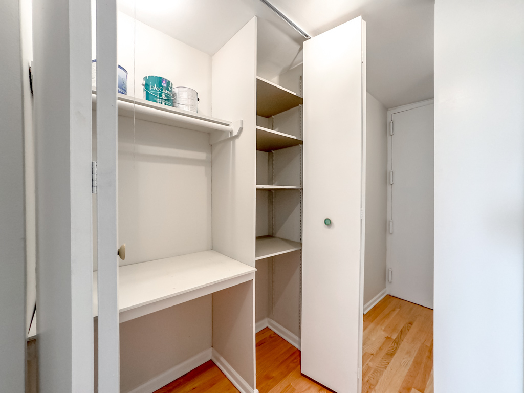 1636 N Wells Street Unit: 3004