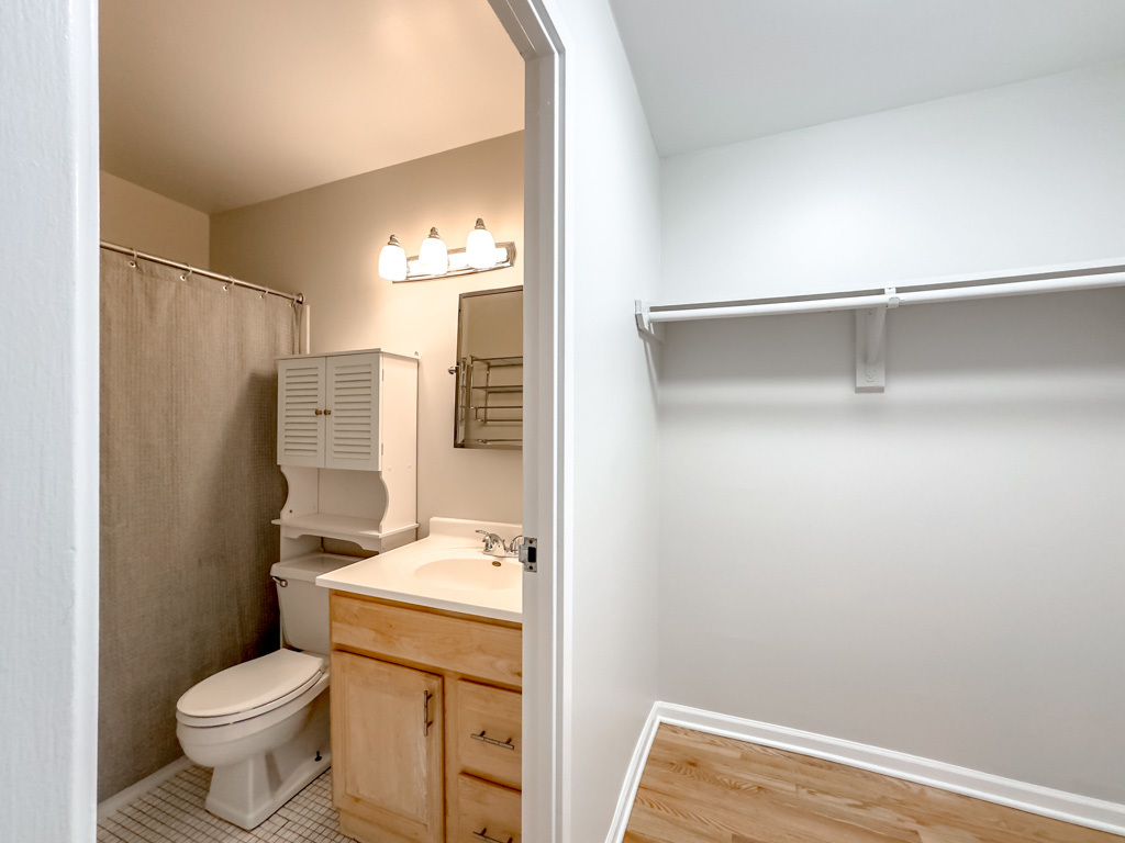 1636 N Wells Street Unit: 3004