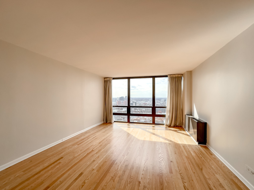 1636 N Wells Street Unit: 3004
